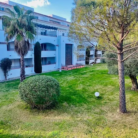 Lägenhet En Bord De Avec Piscine *